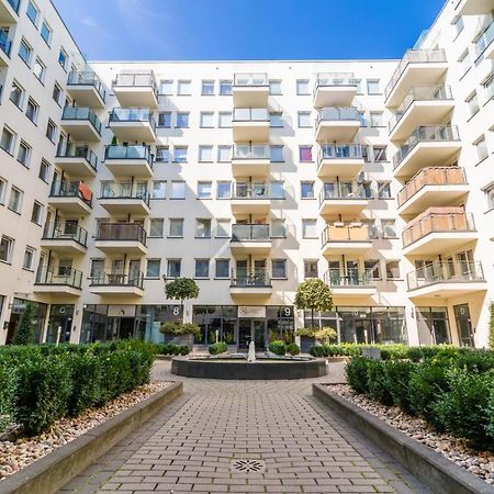 פוזנן Sleepway Apartments - Garbary 95-112A מראה חיצוני תמונה
